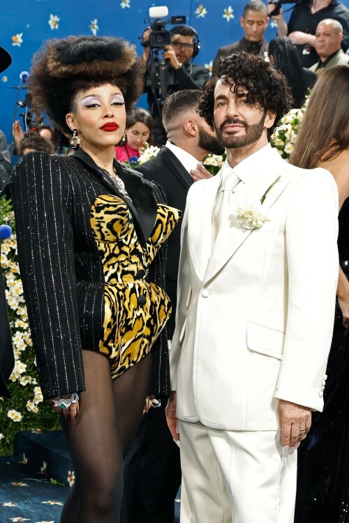 DojaCat_2025MetGala_1173a631f80f013d585.jpeg