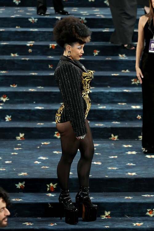 DojaCat_2025MetGala_12254670a1ecb8365ee.jpeg