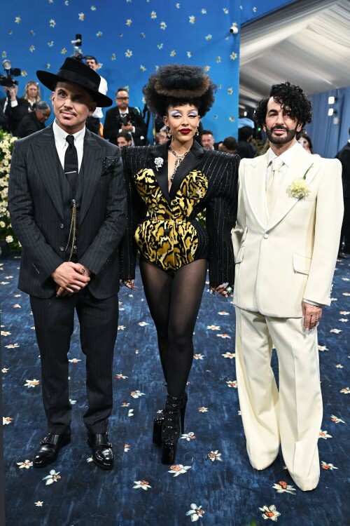 DojaCat_2025MetGala_12ab12d6c81101a5cc.jpeg