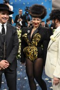 DojaCat_2025MetGala_1586b2c403e645fb386