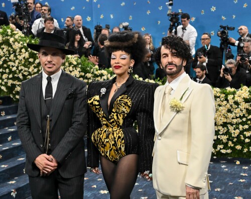 DojaCat_2025MetGala_171a596420d9dc2c321.jpeg