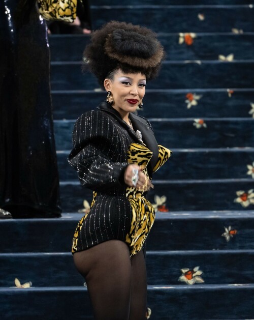 DojaCat_2025MetGala_172331ee1efc86cde96.jpeg