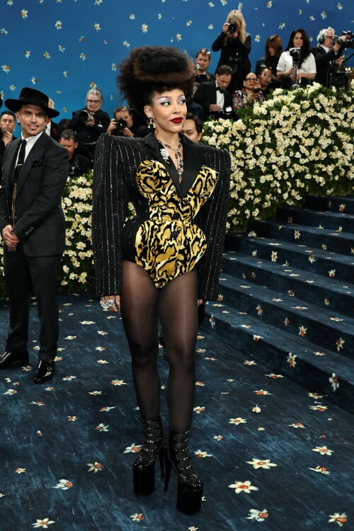 DojaCat_2025MetGala_45ef575c28e1c419b7.jpeg