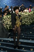 DojaCat_2025MetGala_53e65b1384af07a055