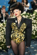 DojaCat_2025MetGala_6572b9c72376523236