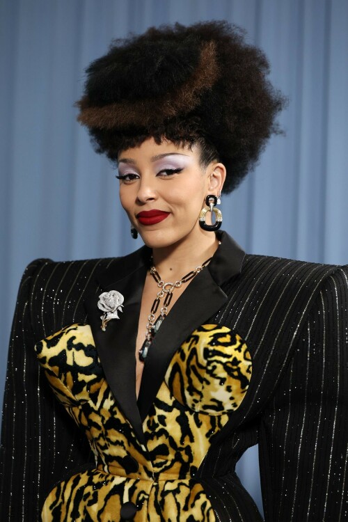 DojaCat_2025MetGala_89eaf5bb40ab100a97.jpeg