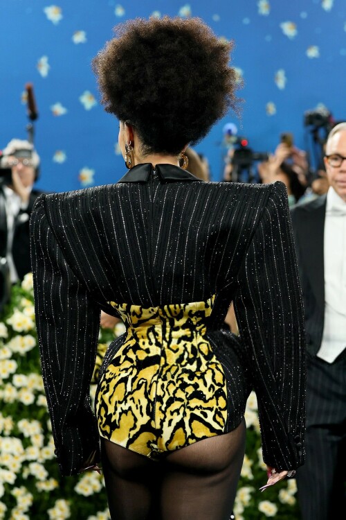 DojaCat_2025MetGala_955fbc09aa91f59f15.jpeg