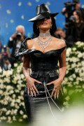 KimKardashian__MetGala2025_23b4dd7c01db3e448b