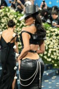 KimKardashian__MetGala2025_23fae64d3a19bdad1