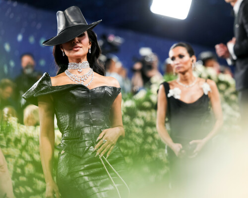 KimKardashian__MetGala2025_34256cdb3fa1e82478.jpeg