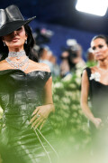 KimKardashian__MetGala2025_34256cdb3fa1e82478