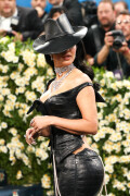 KimKardashian__MetGala2025_40cbbc1247cb62c346