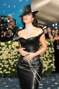 KimKardashian__MetGala2025_42b85d69c9457985c0