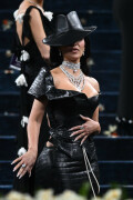 KimKardashian__MetGala2025_78ab9b7f8c8f3526ab