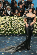 KimKardashian__MetGala2025_87924f4f322e8bd1dc