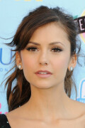 Nina_Dobrev_2013TeenChoiceAwards1038a407762458df714