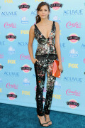 Nina_Dobrev_2013TeenChoiceAwards205829c6f1fe3a22bbf