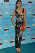 Nina_Dobrev_2013TeenChoiceAwards217333a608ec0194ffb