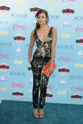 Nina_Dobrev_2013TeenChoiceAwards229b7b7debc61beee9d