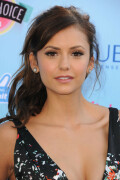 Nina_Dobrev_2013TeenChoiceAwards327dc336ea219356fb