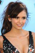 Nina_Dobrev_2013TeenChoiceAwards49ae4087dec50b1310