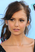 Nina_Dobrev_2013TeenChoiceAwards58b23ba93ae1cd4e9d