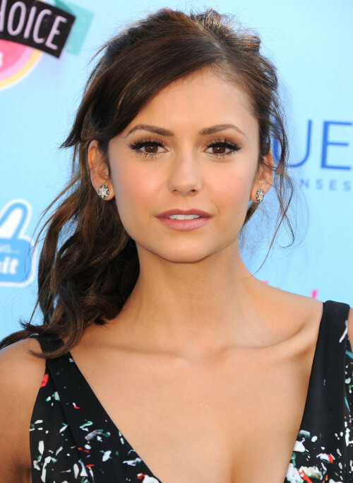 Nina_Dobrev_2013TeenChoiceAwards60ee6ea7205044226c.jpeg