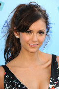 Nina_Dobrev_2013TeenChoiceAwards6115cd55b061a2c48e