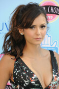 Nina_Dobrev_2013TeenChoiceAwards6332b14bdf4d9c52c3