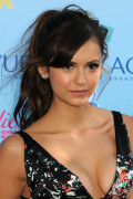 Nina_Dobrev_2013TeenChoiceAwards759c6cbc68e43b2880