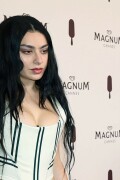 CharliXCX_May152025_Magnum_11eedb7ac065784fb3