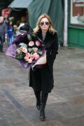 GeriHalliwell_February142013_Roses_18bce989c2765ddeaa