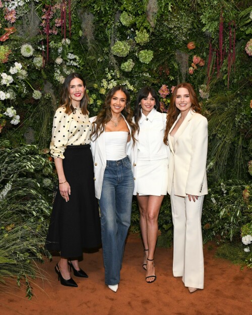 NinaDobrev_May132025_8122280bb2741251c