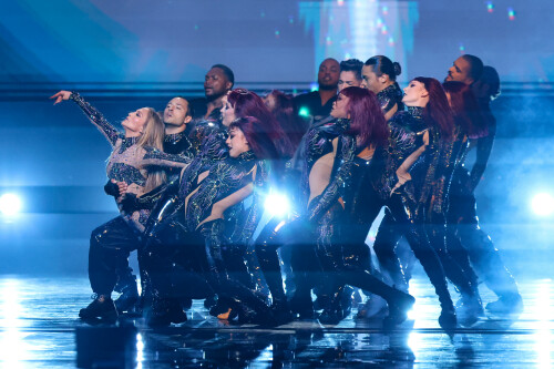 JenniferLopez_2025AMAs_5149f0bf93061d2466.jpeg
