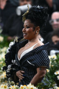 Nicki-Minaj-2025-Met-Gala-22bef77dceb71a4d9a