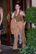 TaylorSwift_SelenaGomez_Dinner_May312025_67ab1f92bfbd1c7d65