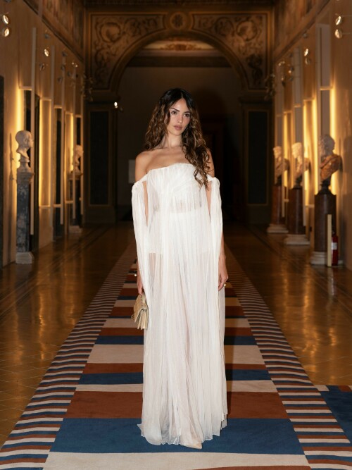 EizaGonzales_DiorCruise_May272025_12c3bc1d826cff049c.jpeg