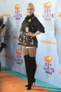 GwenStefani_2017KCA_BlackOutfit_HQPicsSpace_16278829bdbf10ecaad