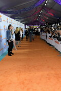 GwenStefani_2017KCA_BlackOutfit_HQPicsSpace_354328df740fdf95b7f