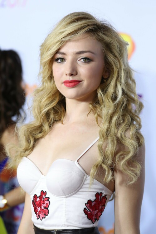 PeytonRList_2017KCA_HQPicsSpace000822e4888a1c3161c2