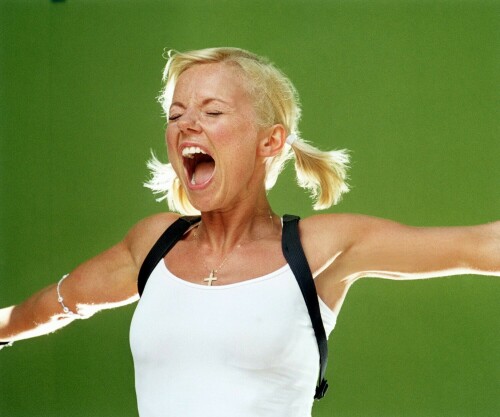 Geri_Halliwell_2001_Scream-102d0386382242dea1.jpeg