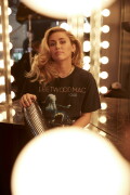 MileyCyrus_MusiCaresPersonOfTheYearShoot_Jan262018_129d1661c526716c60