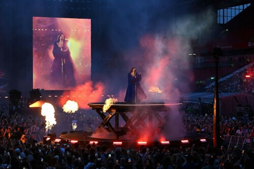 DuaLipa_RadicalOptimismTour_Liverpool_June252025_11b2fb5901143b88a3.jpeg