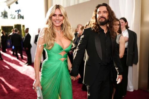 HeidiKlum_2025_GoldenGlobeAwards_49bada743672eb6af2