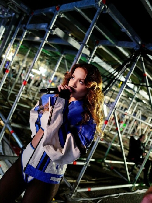 RitaOra_SummertimeBall2025_Performing_2159dc8b64e40eae80