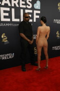 BiancaCensori_KanyeWest_2025GrammyAwards_107ce0ba3b8c74050d6