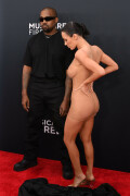 BiancaCensori_KanyeWest_2025GrammyAwards_41fe5f5146cc3f559b