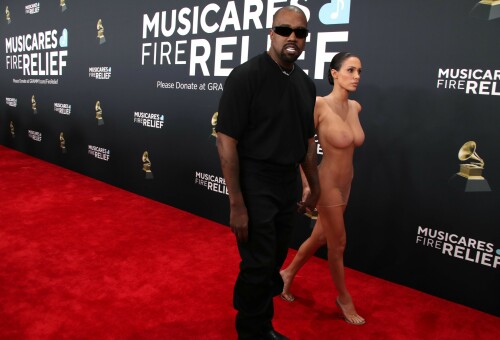 BiancaCensori_KanyeWest_2025GrammyAwards_54918940d913d47b91.jpeg