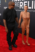BiancaCensori_KanyeWest_2025GrammyAwards_57338cf3ce0c105822