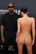BiancaCensori_KanyeWest_2025GrammyAwards_618abde49afab3bd79